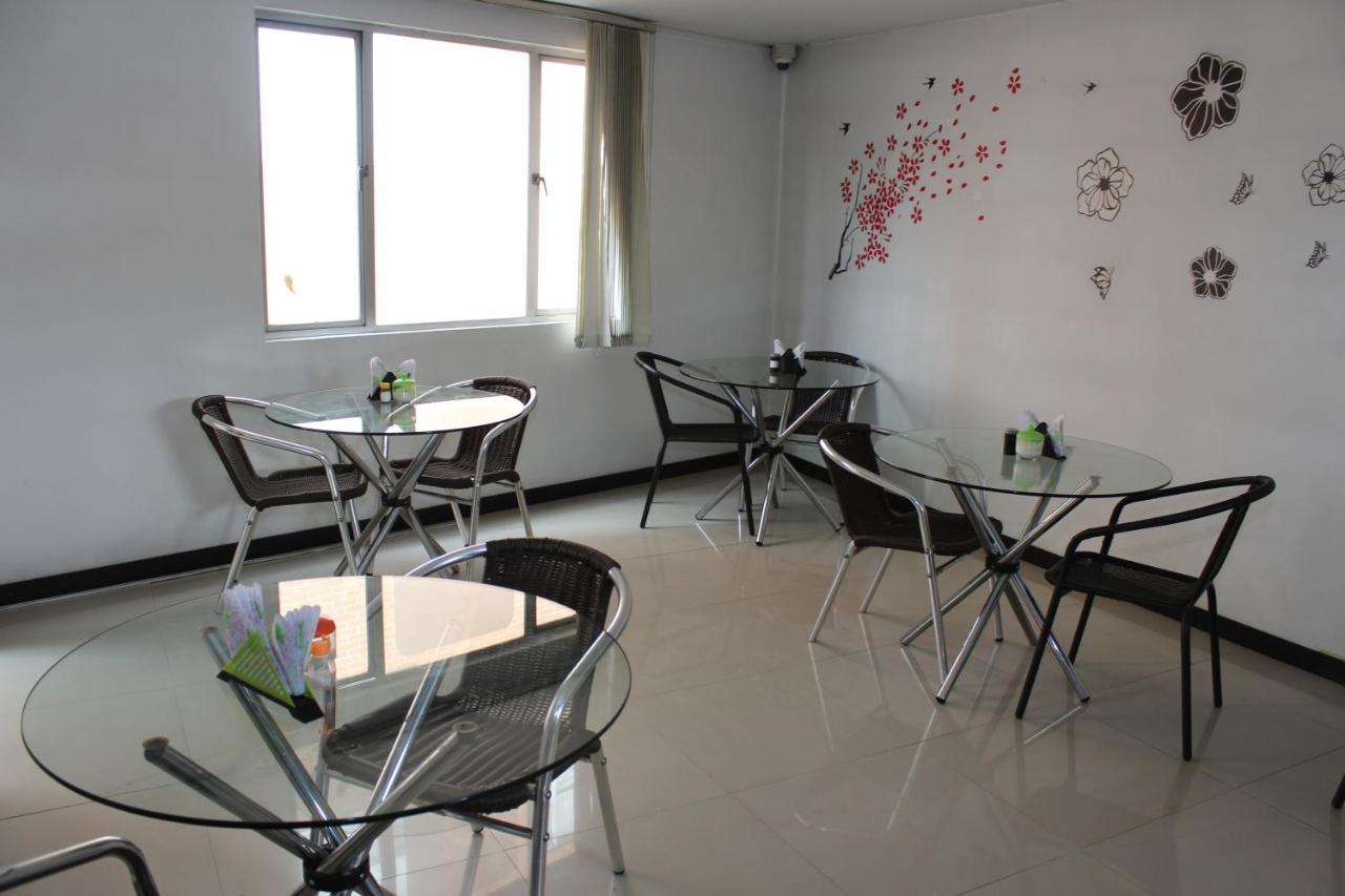 Hotel Dorado Plaza 보고타 외부 사진