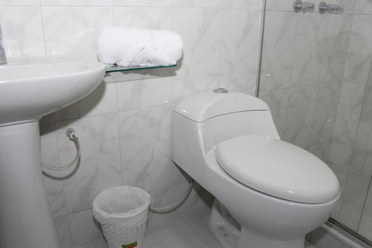Hotel Dorado Plaza 보고타 외부 사진